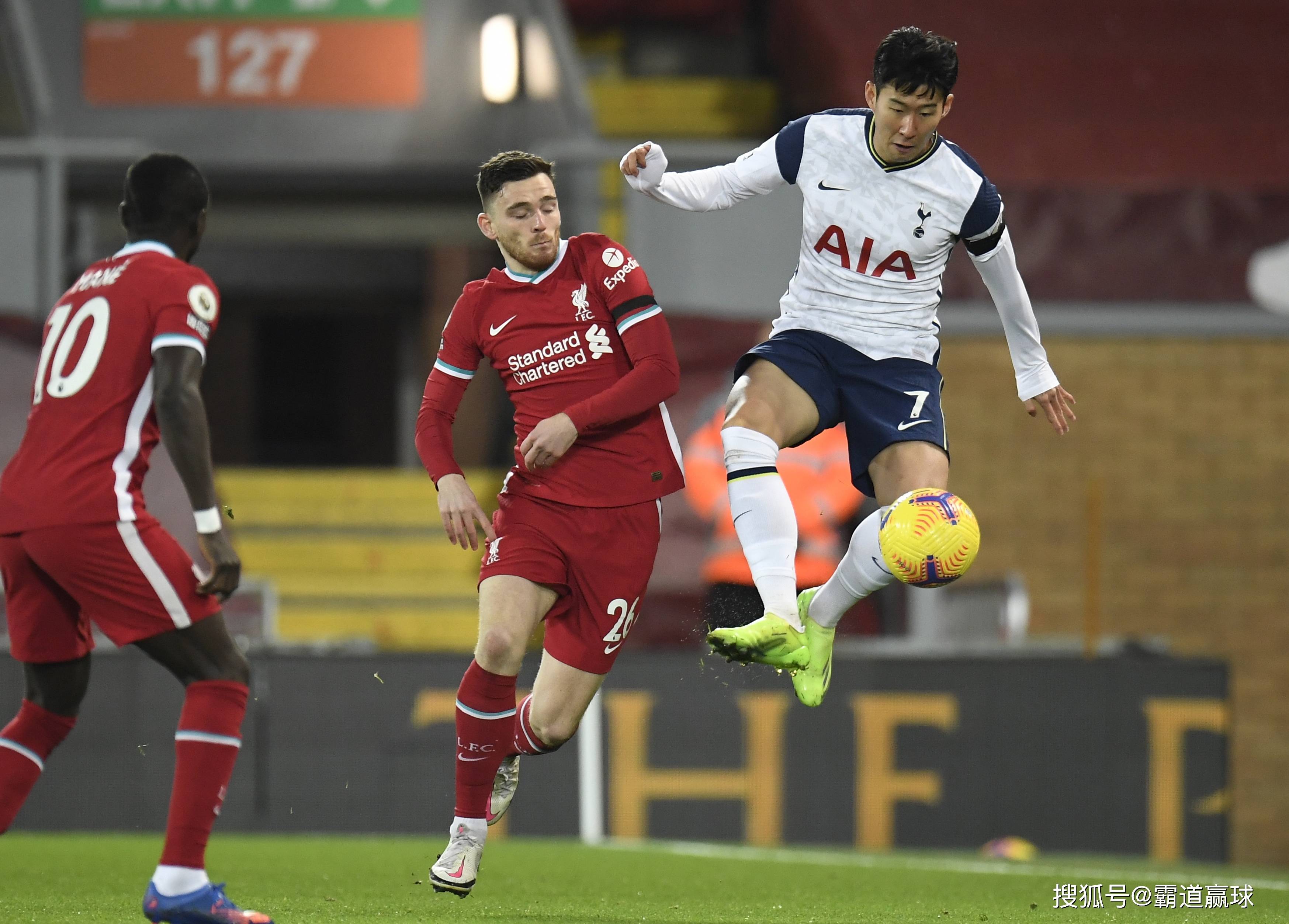 清晨托特纳姆更衣室发声：英超节点到来，引发热议，赛季目标并未改变