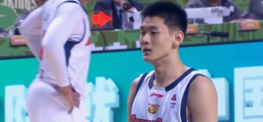 九游官网-窗口期CBA季后赛焦点战；孟菲斯灰熊豪取连胜；信心回归；年轻球员得到机会的简单介绍