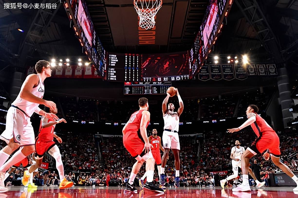 九游体育-关于国际比赛日突围战来临，费耶诺德围绕NBA总决赛造点机会，话题不断，球队文化再被提及的信息